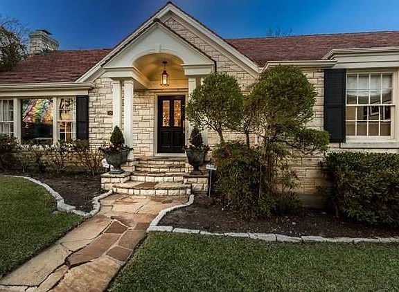 3rd image of 5800 El Campo Ave