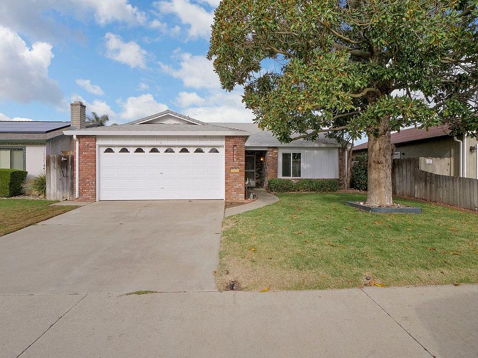 1st image of 2245 Newbury Cir