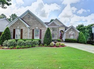 560 Running Fawn Dr, Suwanee, GA