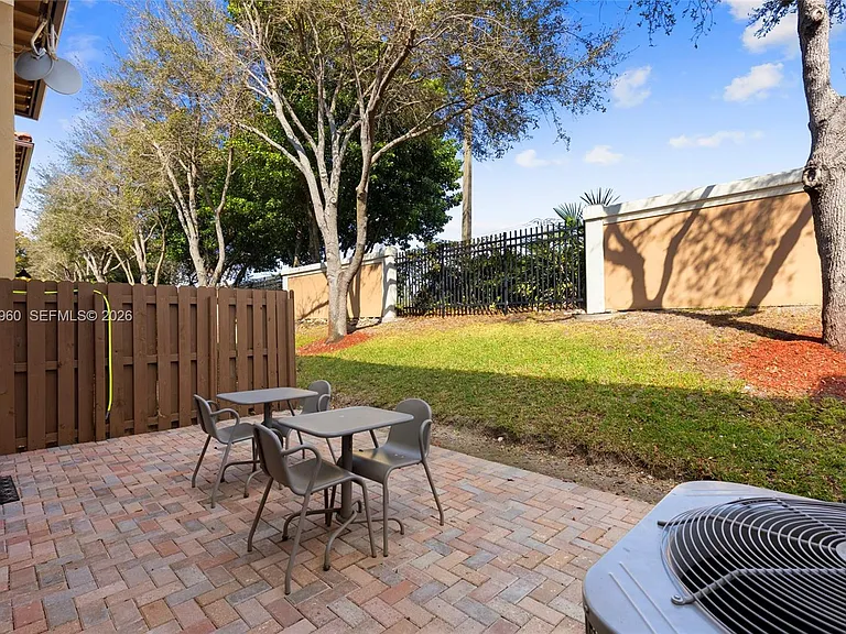 6959 Julia Gardens Dr #0 — Photo 38