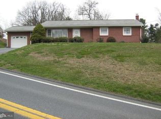 734 Kinderhook Rd, Columbia, PA 17512