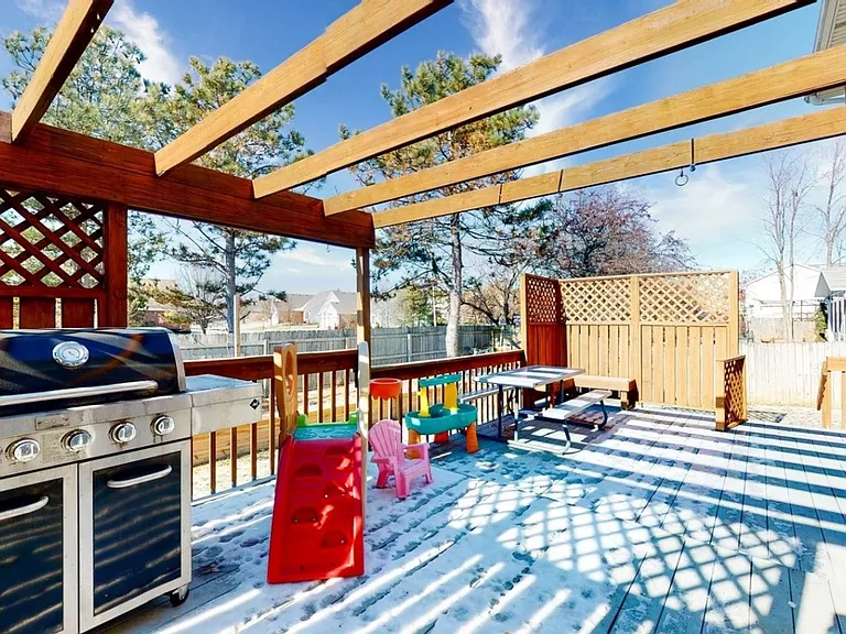 14 Kleggstone Cir — Photo 35