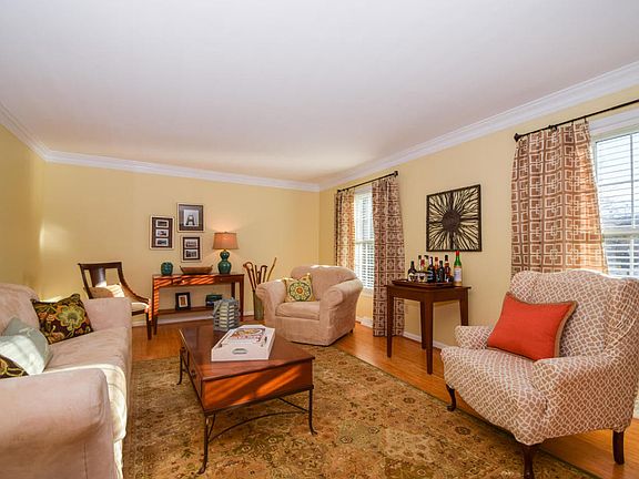 5th image of 5201 Luwana Dr