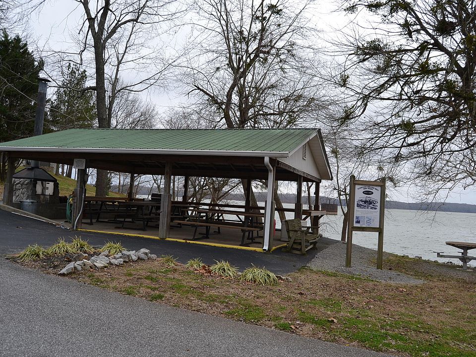1st image of 76 Rolling Mill Rd