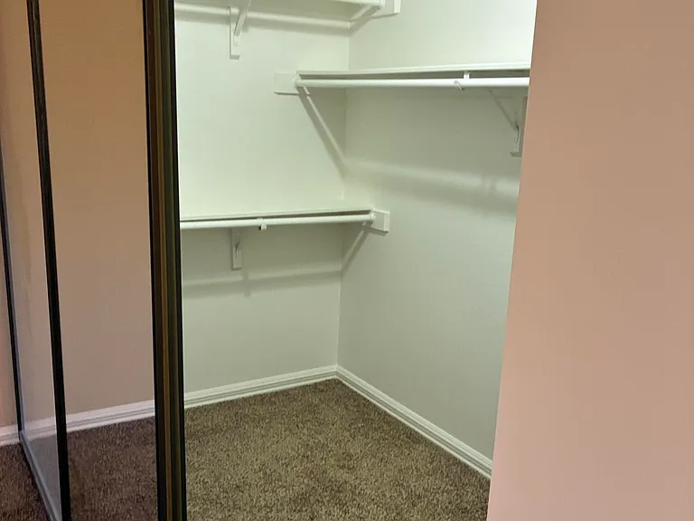 1331 W Stottler Dr — Photo 15