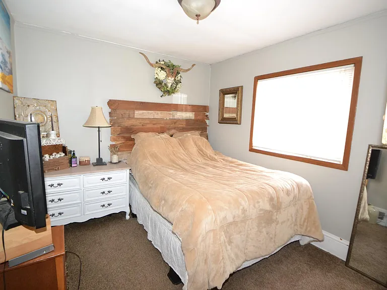Bedroom #1