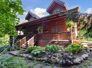 2072 W Barron Rd, Howell, MI 48855