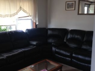 1220 N Main St, Saint Clair, MO 63077