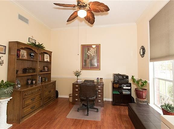 5th image of 7405 Malden Ct