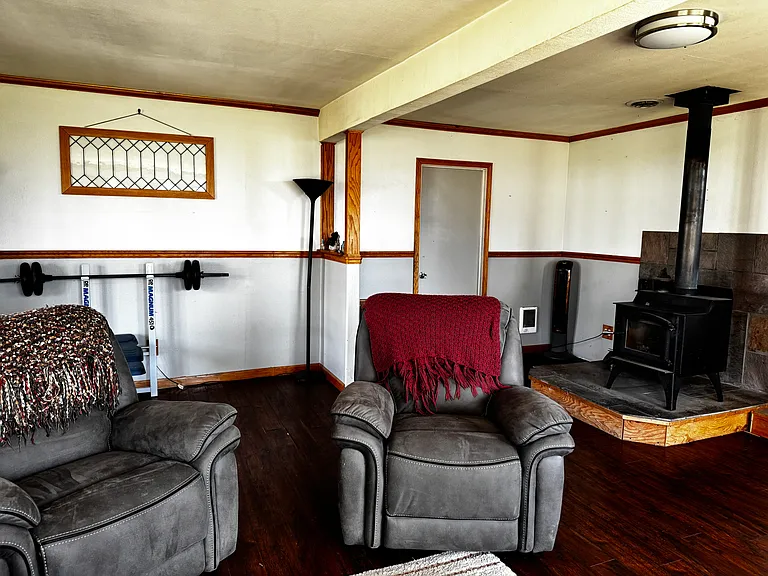 558 Three Mile Creek Rd — Photo 6