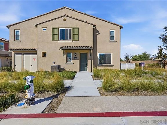 3rd image of 39319 Corvina Ln