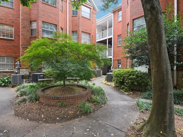 1041 State St NW APT 26, Atlanta, GA 30318