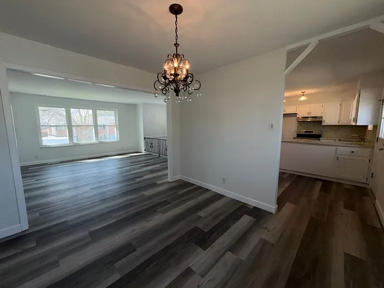 580 Bridgebend Rd — Photo 6