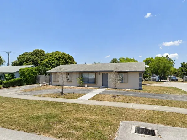 399 SW 14th Street, Deerfield Beach, FL 33441