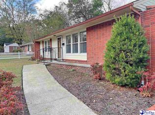 602 James Dr, Cheraw, SC 29520