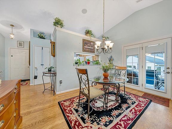 5th image of 6944 Black Walnut Ct