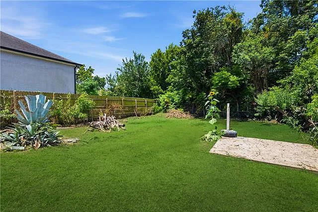 3319 Colorado Ave — Photo 11
