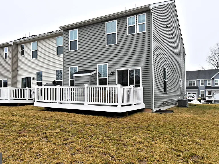 500 Sterling Dr — Photo 51
