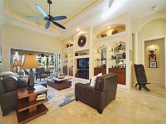 5th image of 5783 SW 9th Ct