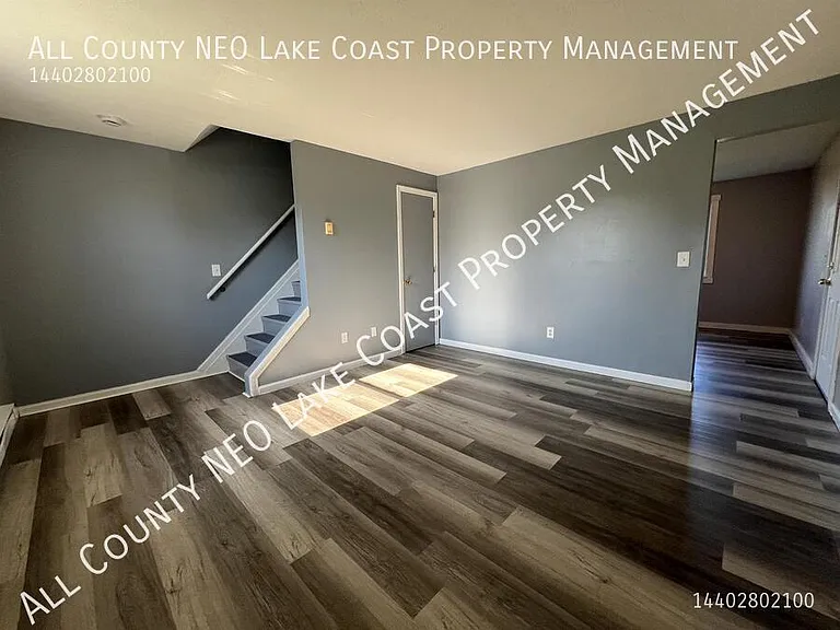 1372 Massachusetts Ave — Photo 2
