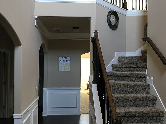 3rd image of 216 W Haven Dr
