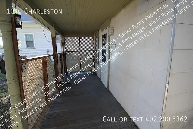 Building Photo - 1040 Charleston St