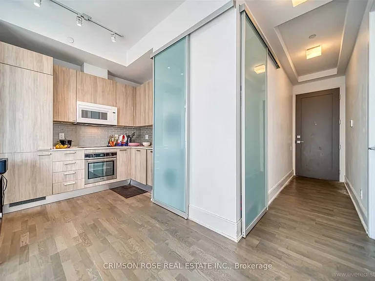 42 Charles St E #5006 — Photo 5