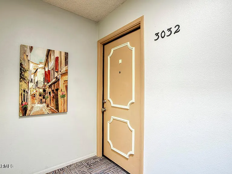 3033 E Devonshire Ave #3032 — Photo 8