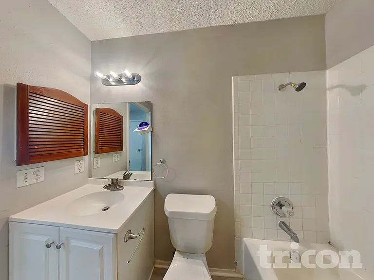 5223 Tom Stafford Dr — Photo 15