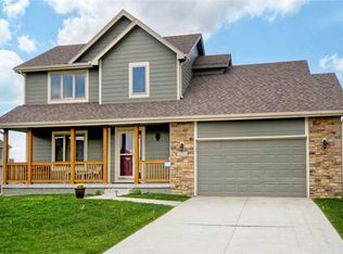 2506 NW Summit Ct, Ankeny, IA 50023