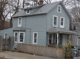 101 E 2nd St, Huntington Station, NY 11746