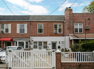 10220 188th St, Hollis, NY 11423