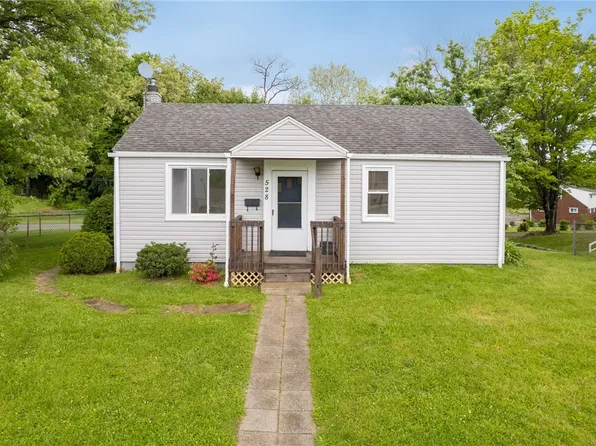 528 Cedarhurst Dr, North Versailles, PA 15137