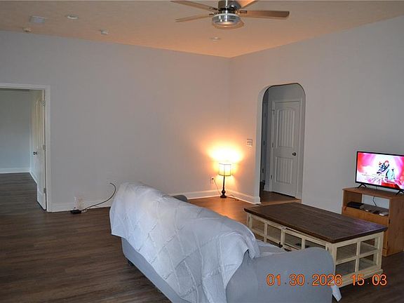 4th image of 493 Lee Road 2170