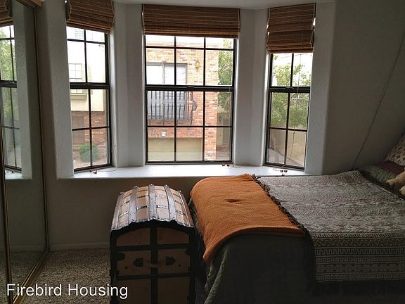 4th image of 820 W University Dr #9