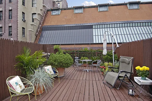 Sold by Corcoran | media 10