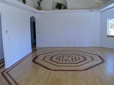 5th image of 16618 11th Ave