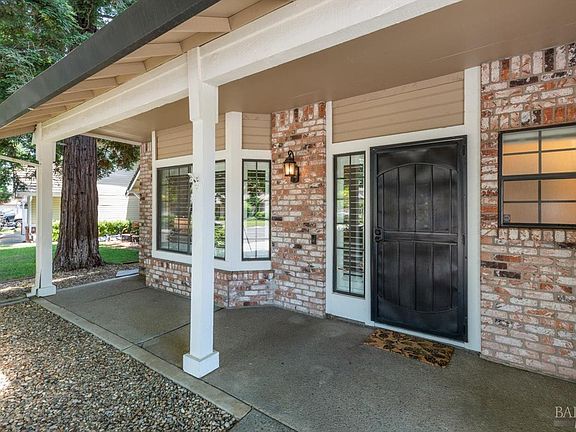 5th image of 345 Fountain Way