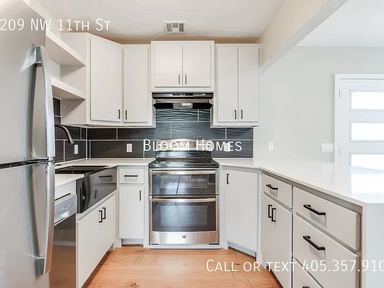 1209 NW 11th St — Photo 19