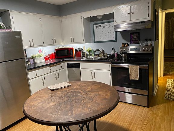 5th image of 8668 S Market Pl #2