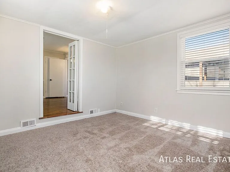 6043 Fontana St — Photo 10