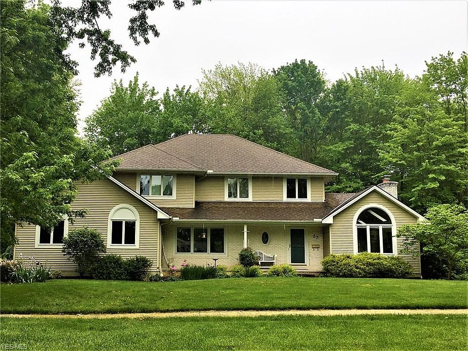 1st image of 37 Mulberry Dr