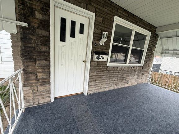 2nd image of 336 Green St
