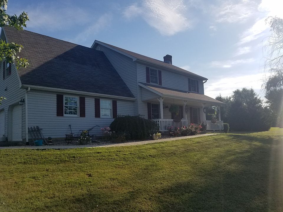 2nd image of 5921 Sandpit Rd