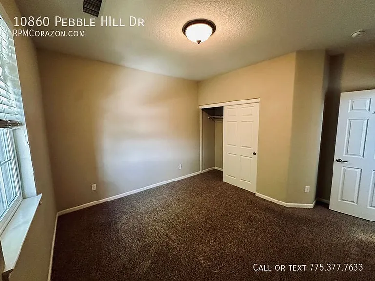 10860 Pebble Hill Dr — Photo 33
