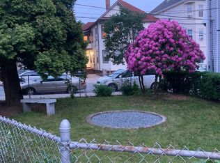 33 George St #3, New Bedford, MA 02744