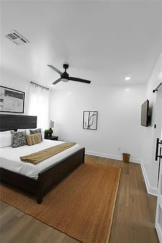 2024 Mandeville St — Photo 9