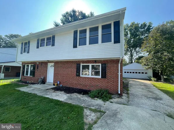 10 Maple St, Indian Head, MD 20640