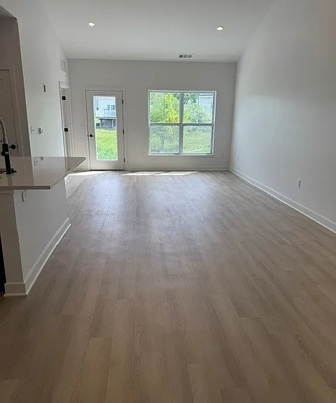 89 Erie Ridge Dr — Photo 10