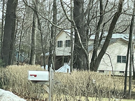 5th image of 7 Cabot Rd